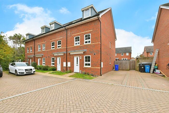 3 Bedroom End Of Terrace House For Sale In Philippa Court, Bearwood, Bournemouth, BH11
