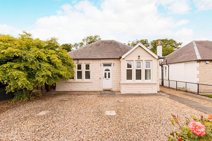 3 Bedroom Detached Bungalow For Sale In Craiglockhart Park, Edinburgh, EH14