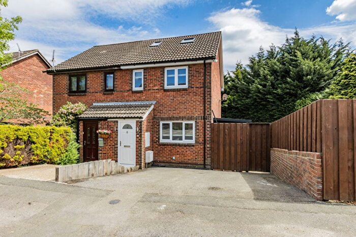 3 Bedroom Semi-Detached House For Sale In Farthing Hill, Ticehurst, TN5