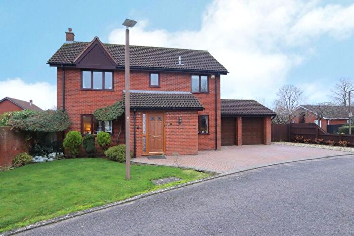 4 Bedroom Detached House For Sale In Milesmere, Milesmere, Milton Keynes, MK8