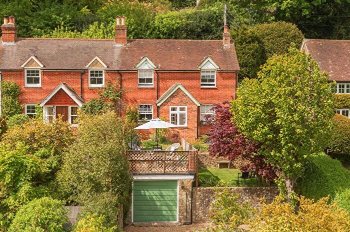 3 Bedroom End Of Terrace House For Sale In Fyning Lane, Rogate, GU31