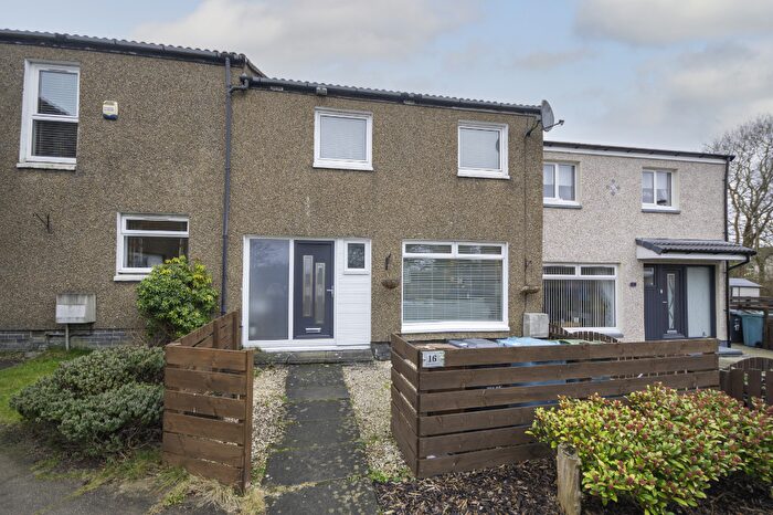 3 Bedroom Terraced House For Sale In Inchwood Place, G68