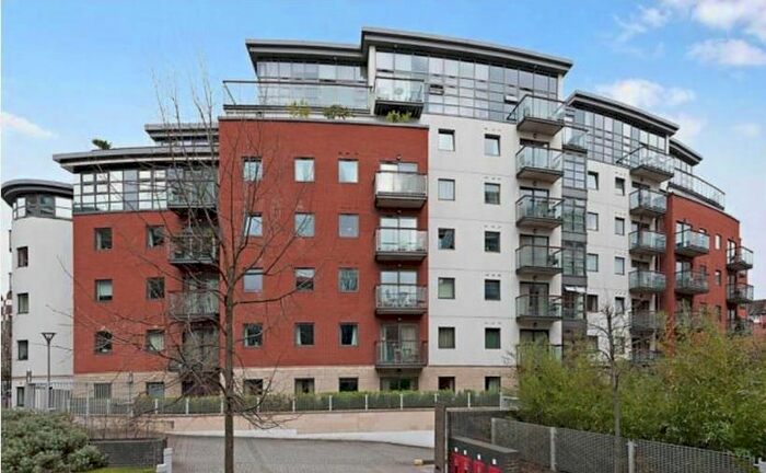2 Bedroom Flat To Rent In Montaigne Close, Westminster, London, SW1P