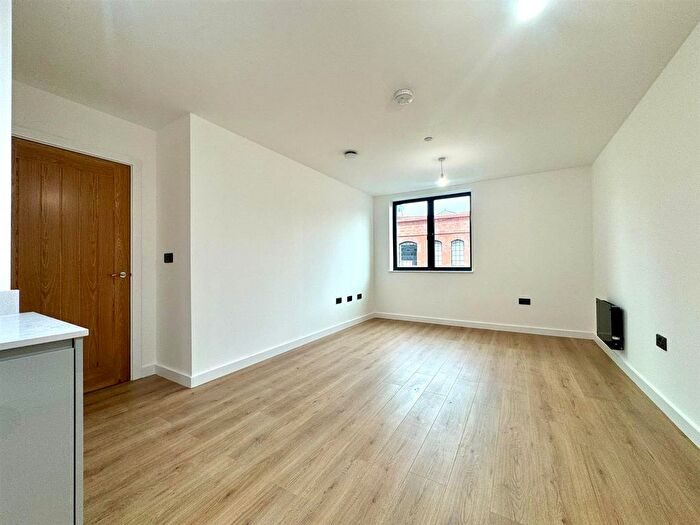 2 Bedroom Flat To Rent In Legge Lane, Birmingham, B1