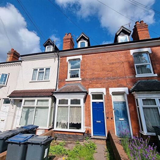 3 Bedroom Terraced House To Rent In Pershore Road, Selly Park, Birmingham, B29