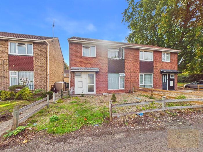 3 Bedroom Semi-Detached House For Sale In Frank Brookes Road, Cheltenham, GL51