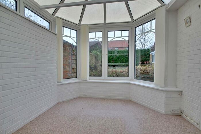 2 Bedroom Detached Bungalow For Sale In Crake Wells, Walkington, Beverley, HU17