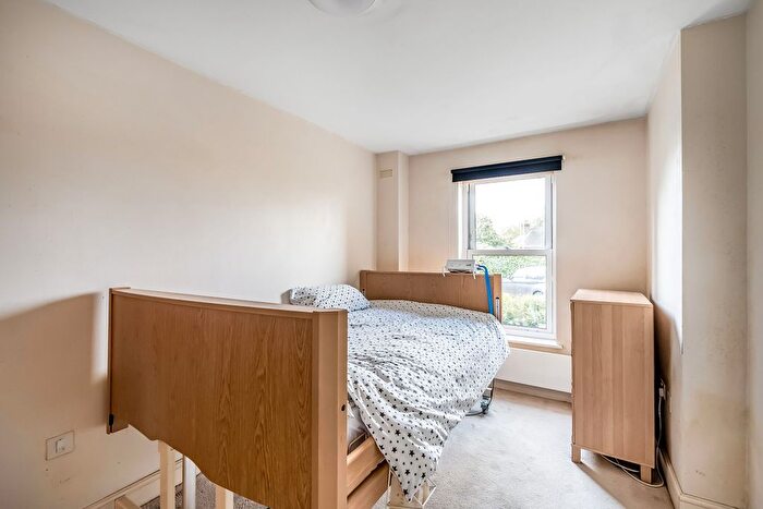 1 Bedroom Flat For Sale In Flat, Roma Court, Bradbourne Vale Road, Sevenoaks, Kent, TN13