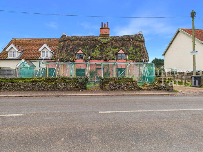 3 Bedroom Cottage For Sale In Garboldisham Road, East Harling, Norwich, NR16