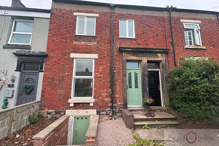 3 Bedroom Town House To Rent In Westwood Terrace, Leek, Staffordshire, ST13