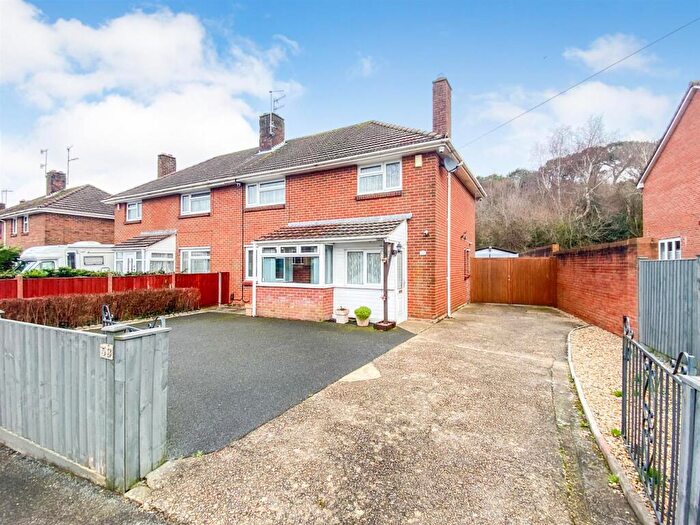 4 Bedroom Semi Detached House For Sale In Dale Valley Road, Oakdale, Poole, BH15