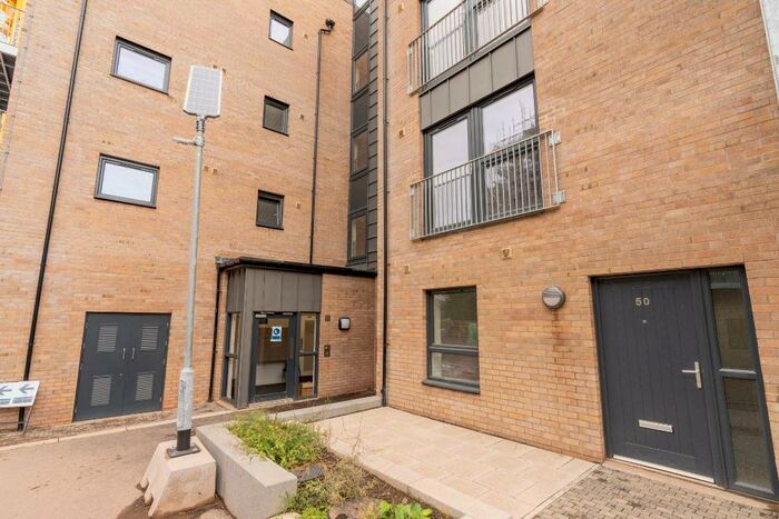 2 Bedroom Flat To Rent In Shrubhill Walk, Leith Walk, Edinburgh, EH7