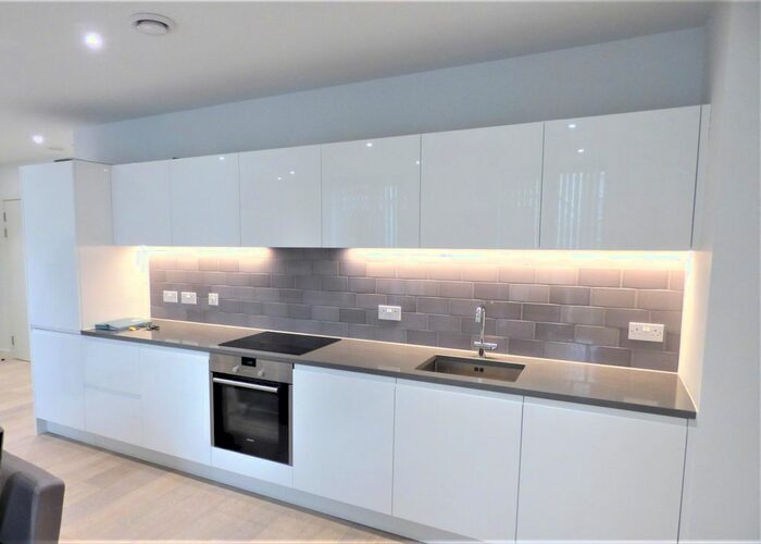 1 Bedroom Flat To Rent In Windlass House, Schooner Close, London, E16