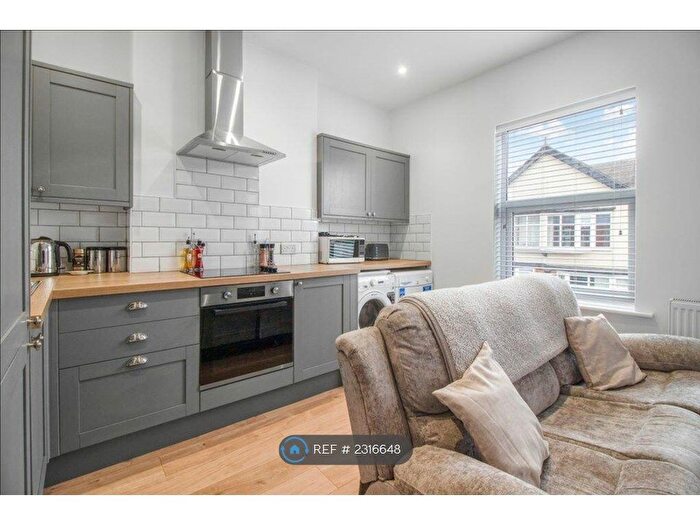 2 Bedroom Flat To Rent In Acton Road, Long Eaton, Nottingham, NG10