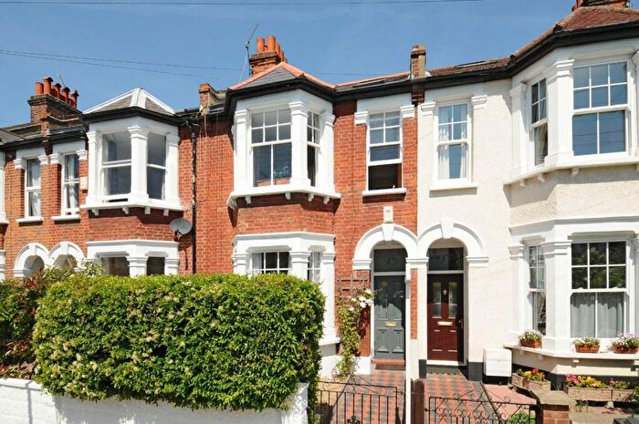 4 Bedroom Terraced House To Rent In Hydethorpe Road, Balham, SW12