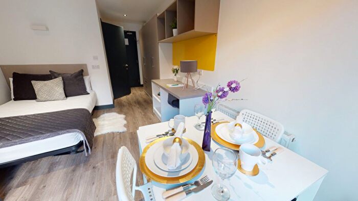 Studio To Rent In Dumfries Street, Luton, LU1