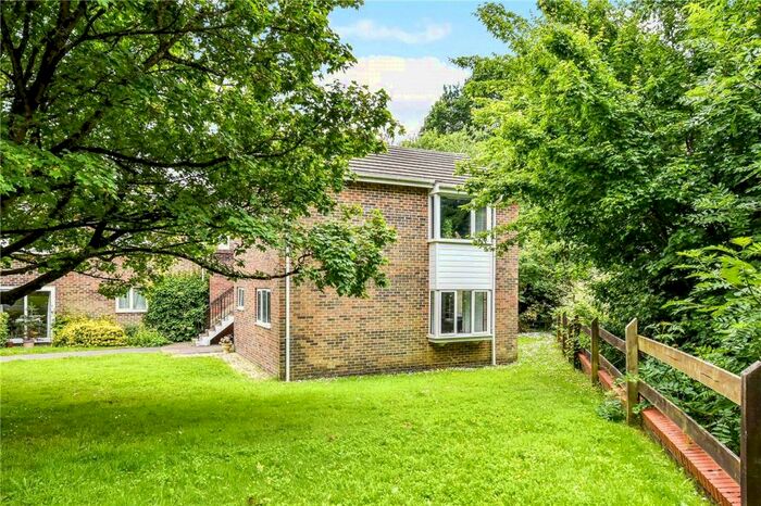 1 Bedroom Apartment To Rent In Upper Heyshott, Petersfield, Hampshire, GU31