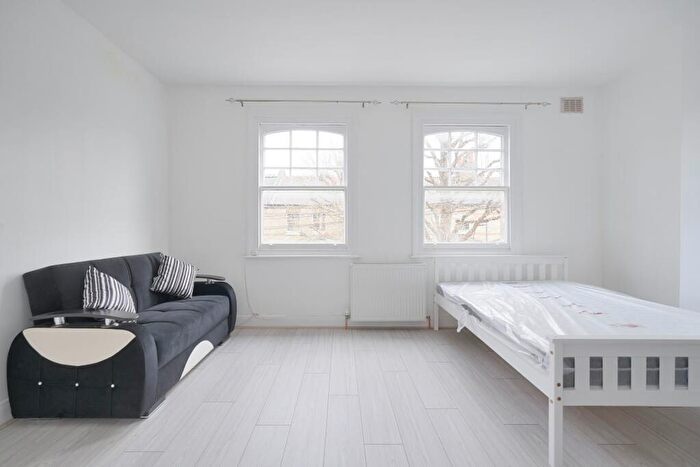1 Bedroom Studio To Rent In Turneville Road, London, W14