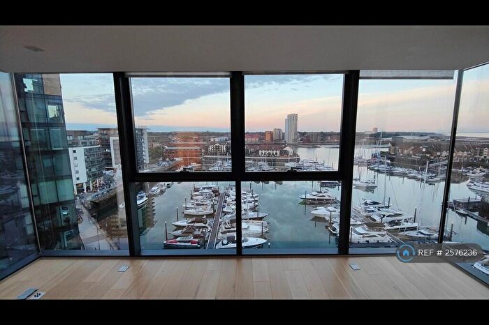 2 Bedroom Flat To Rent In The Moresby Tower, Southampton, SO14
