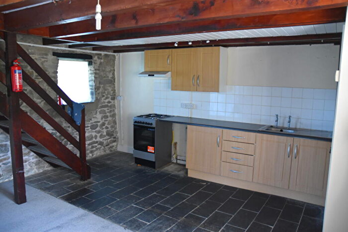 2 Bedroom Barn Conversion To Rent In Woolclip Cottage, Castell Howell Leisure Centre, Pontsian, SA44