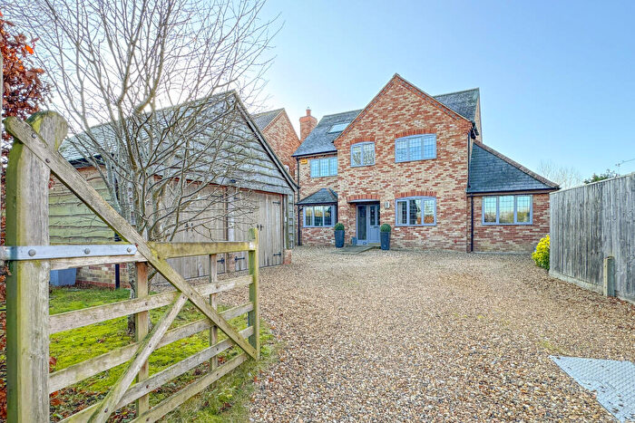 6 Bedroom Detached House For Sale In Stone, Eythrope, Buckinghamshire, HP17