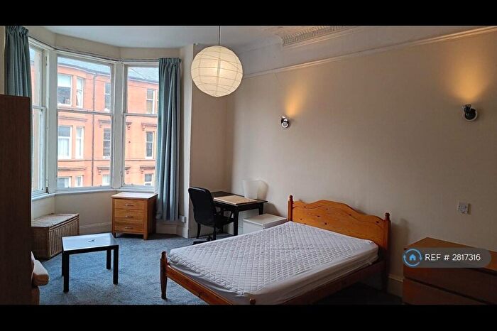 3 Bedroom Flat To Rent In West Princes Street, Glasgow, G4