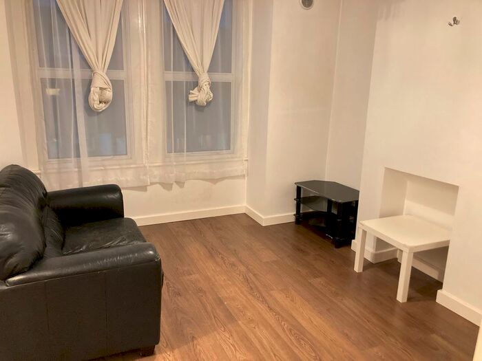 1 Bedroom Flat To Rent In Very Near Acton Lane Area, Acton, W3