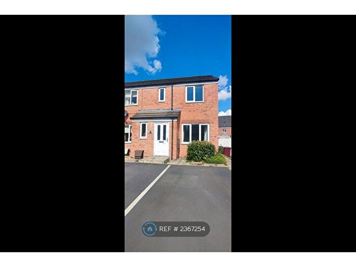 3 Bedroom End Of Terrace House To Rent In Foxhunter Close, Lostock, Bolton, BL6