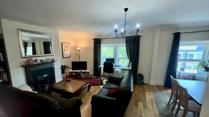 2 Bedroom Property To Rent In Osborne Road, Jesmond, Newcastle Upon Tyne, NE2