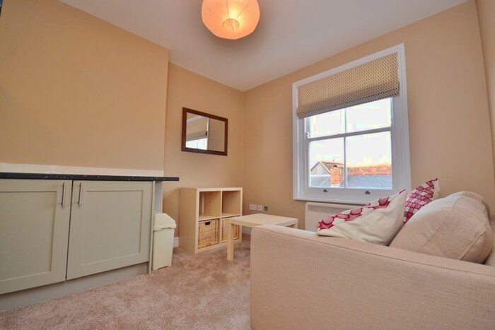 1 Bedroom Flat To Rent In King Street, Saffron Walden, CB10