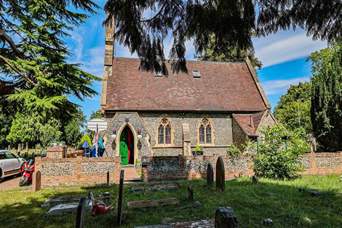3 Bedroom Detached House For Sale In Old Chorleywood Road, Rickmansworth, WD3
