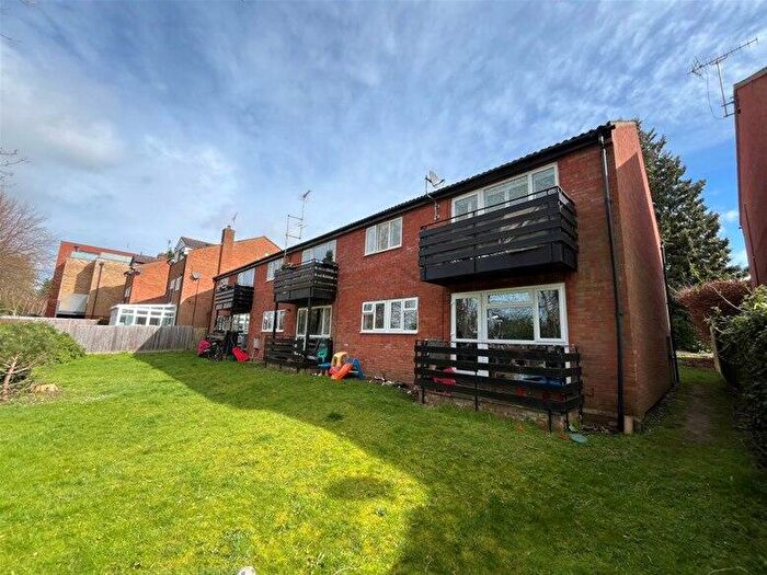 2 Bedroom Maisonette To Rent In Copper Beeches, Milton Road, Harpenden, AL5