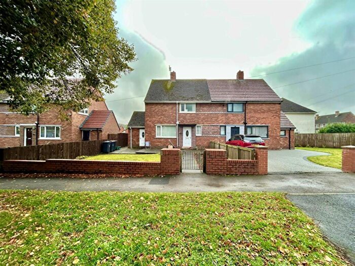 3 Bedroom Semi Detached House For Sale In Ridding Road, Esh Winning, Durham, DH7