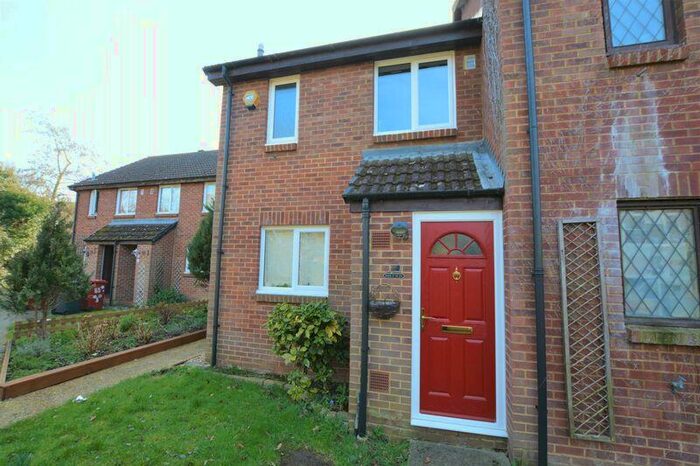 2 Bedroom Terraced House To Rent In Braemar Gardens, Slough, SL1
