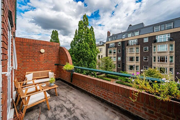 2 Bedroom Flat To Rent In Marlborough Place, St John's Wood, London, NW8