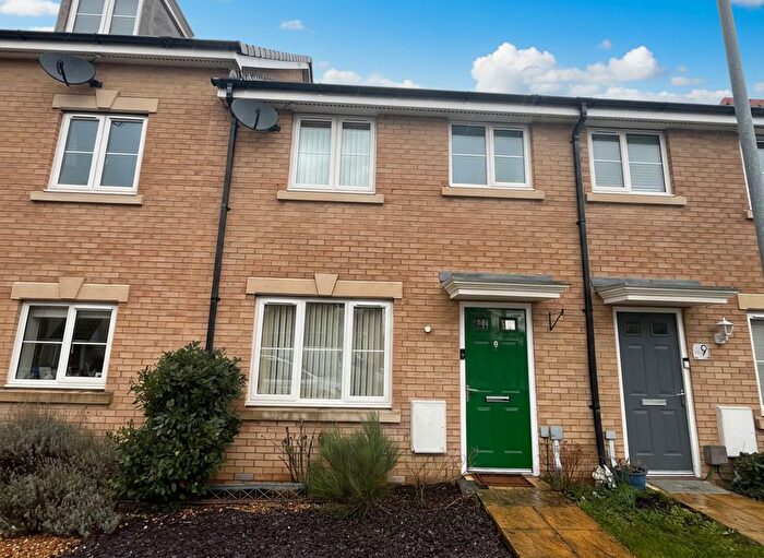3 Bedroom Terraced House For Sale In Hutton Close, Hilperton, BA14