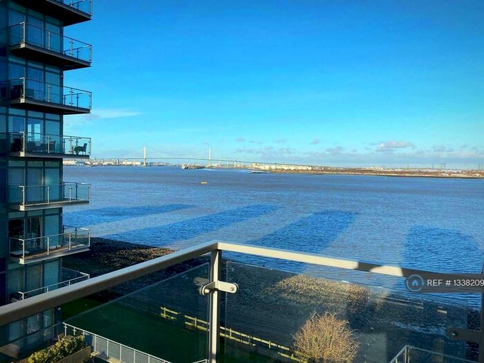 2 Bedroom Flat To Rent In Wainwright Avenue, Greenhithe, DA9