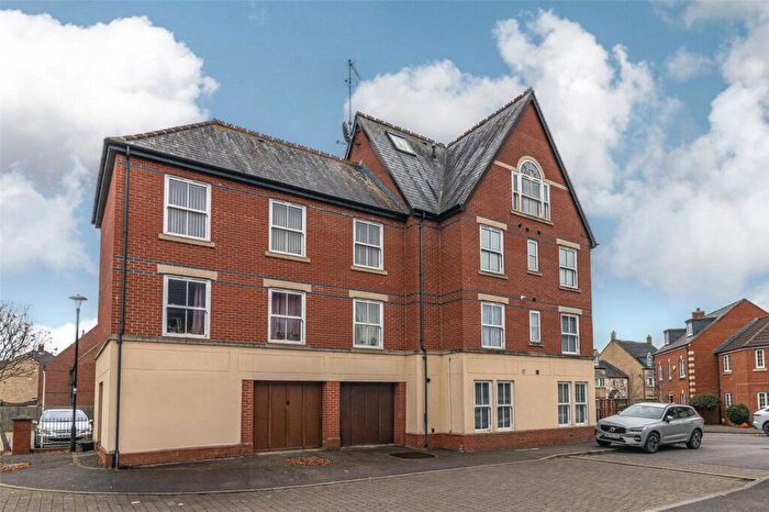 1 Bedroom Apartment For Sale In Luna Close, Oakhurst, Swindon, Wiltshire, SN25