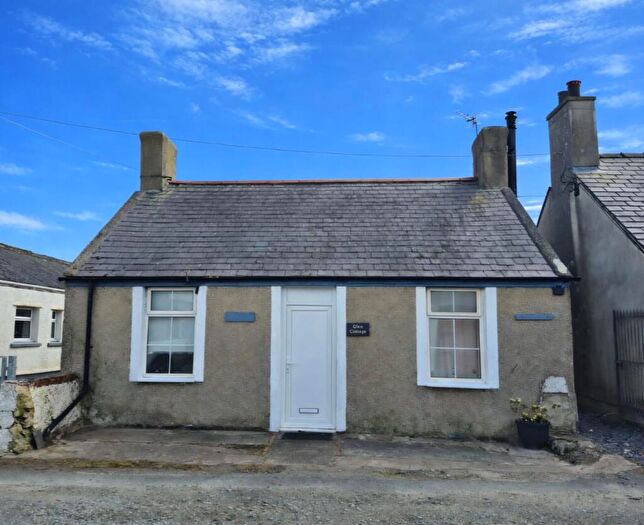 2 Bedroom Cottage For Sale In Glen Cottage, Rhosneigr, Isle Of Anglesey, LL64