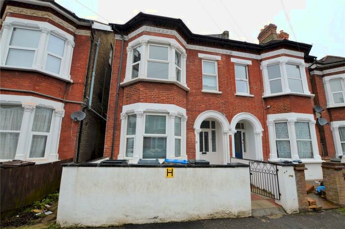 6 Bedroom House To Rent In Elliott Road, Thornton Heath, CR7