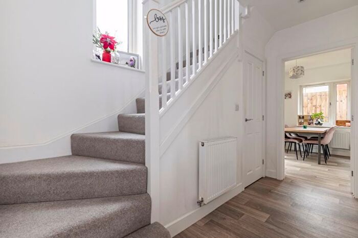 3 Bedroom Semi-Detached House For Sale In Woodpecker View, Crowborough, TN6