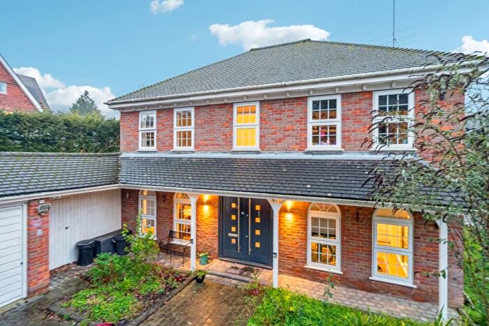 4 Bedroom Detached House To Rent In Chelwood Close, Northwood, HA6