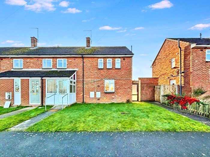 3 Bedroom End Of Terrace House For Sale In Bettesworth Road, Hemswell Cliff, Garage And Parking Space, Gainsborough, Lincolnshire, DN21