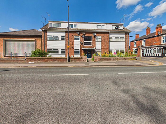 2 Bedroom Apartment To Rent In Queens Road, Hull, North Humberside, HU5