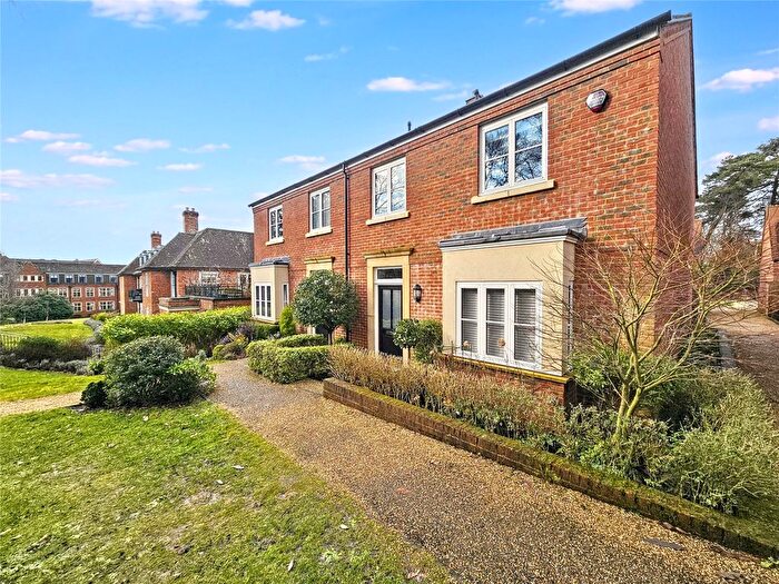 3 Bedroom Semi-Detached House To Rent In Adams Walk, Midhurst, West Sussex, GU29