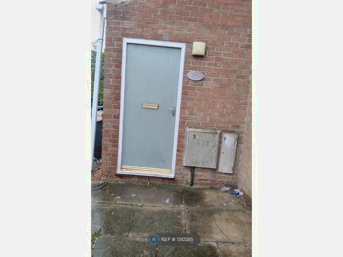 1 Bedroom Flat To Rent In Snowdon Court, Stanley, DH9