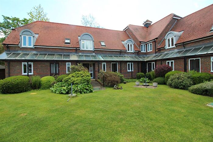 1 Bedroom Flat To Rent In Lakes Meadow, Coggeshall, Colchester, CO6