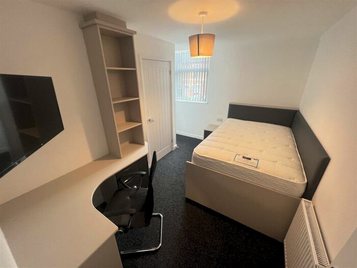 6 Bedroom Terraced House To Rent In Humber Avenue, Coventry, CV1