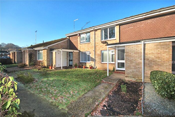 1 Bedroom Maisonette To Rent In Woking, Surrey, GU21