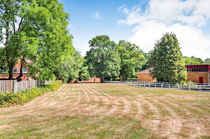 Land For Sale In Falcon Way, Yateley, GU46